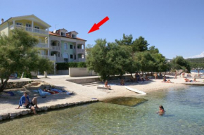 Apartments by the sea Rogoznica - 4255